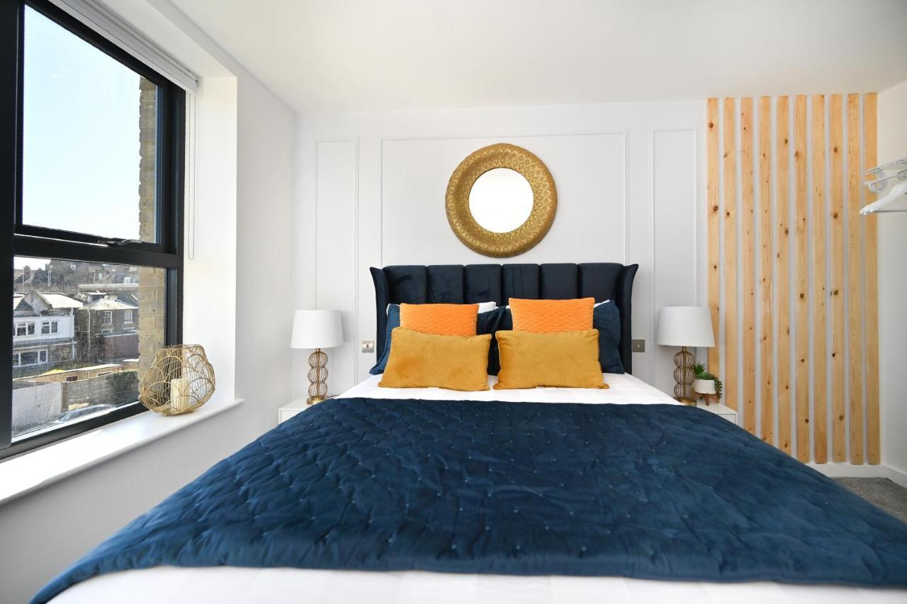 Spacious Designer 2Br Executive Apt, Near Beach & Marina, Central Location Ramsgate Luaran gambar